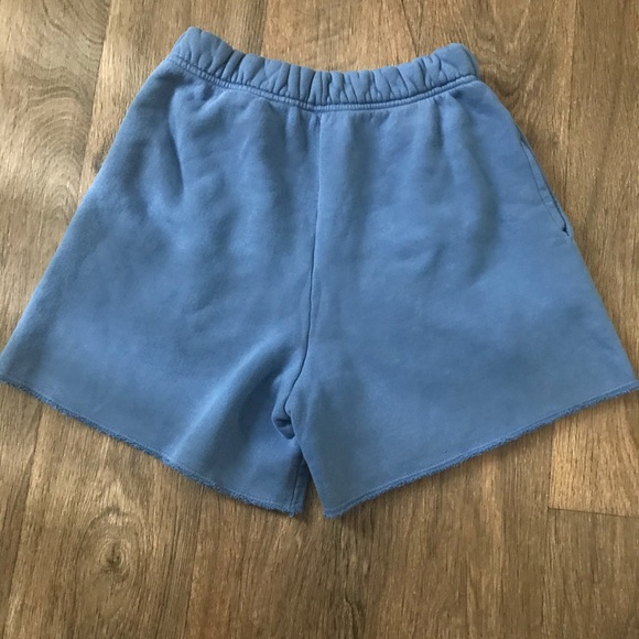 Setactive Crisp Sweatshorts - Picture 2 of 3